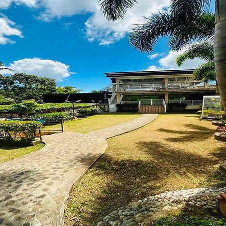 Oyo 1067 Villa Sofia At Silang Tagaytay City Bagian luar foto