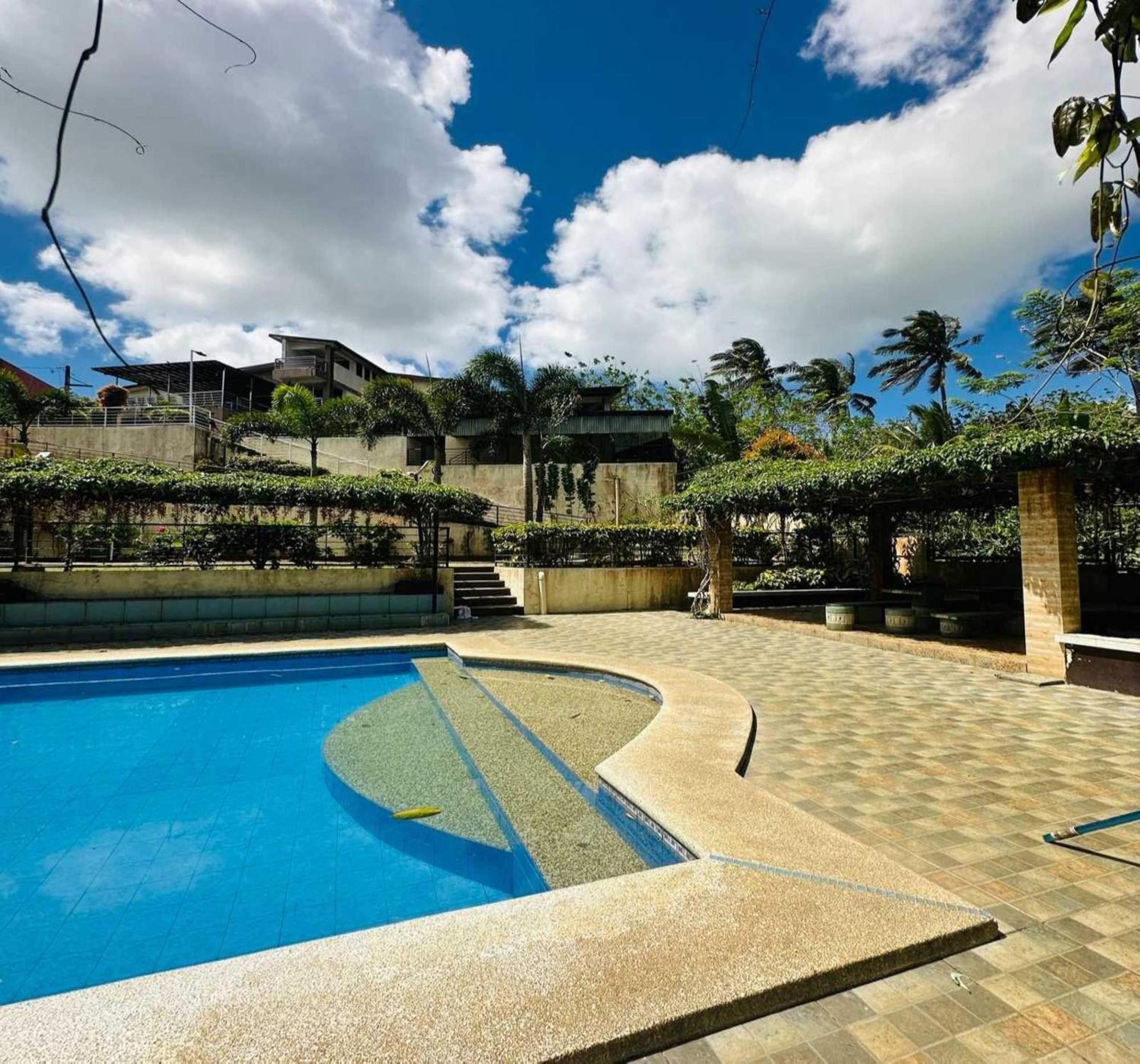 Oyo 1067 Villa Sofia At Silang Tagaytay City Bagian luar foto